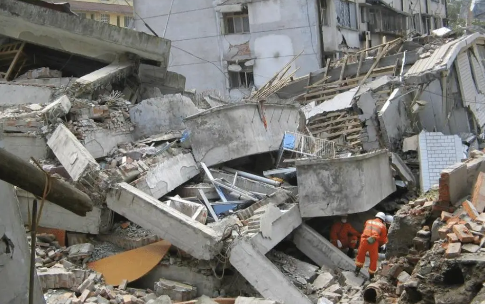 “5.12”汶川大地震慰问捐助东方汽轮机厂